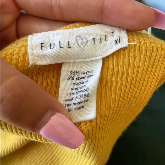 Top - Picture 3 of 3